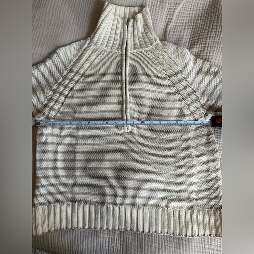 H&M - (New!) Cream and beige striped half-zip sweater - size S - Picture 8 of 13